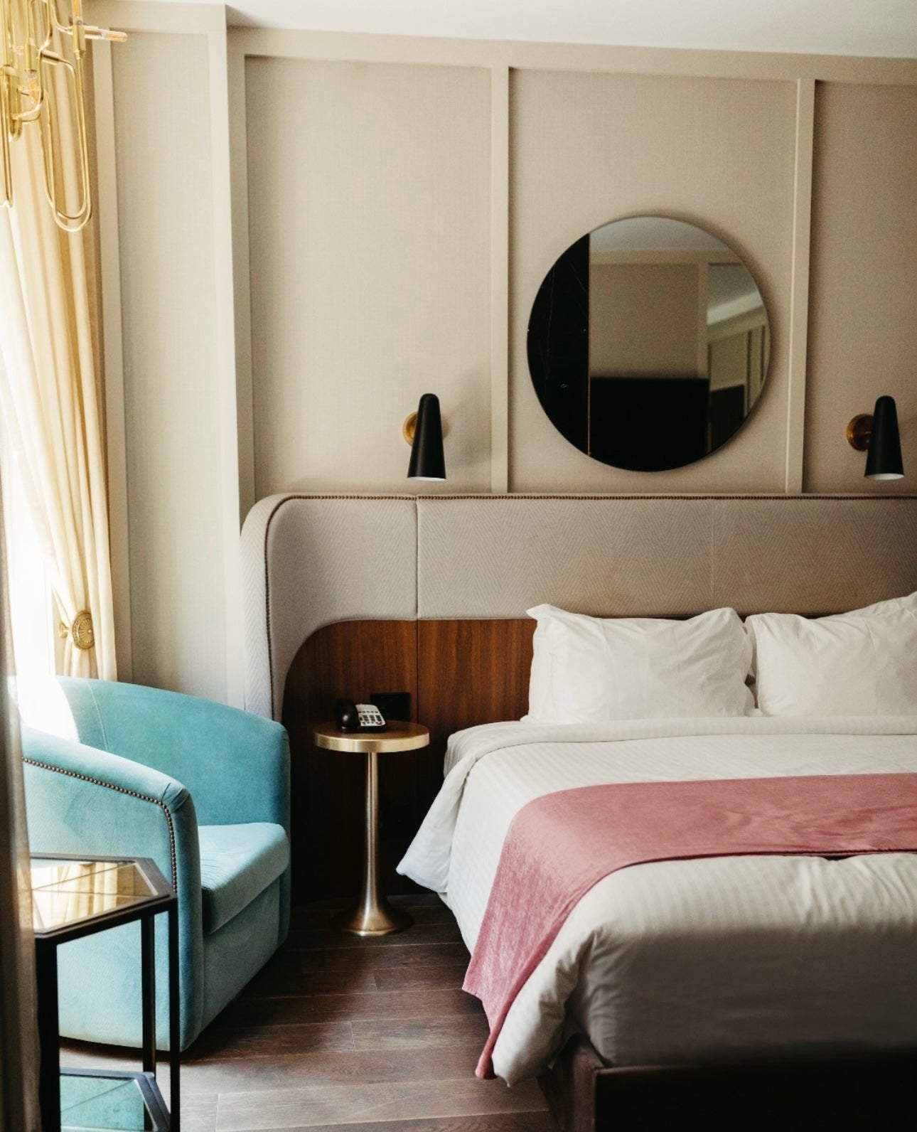 THE ULTIMATE GUIDE TO A GIRLS WEEKEND IN NYC