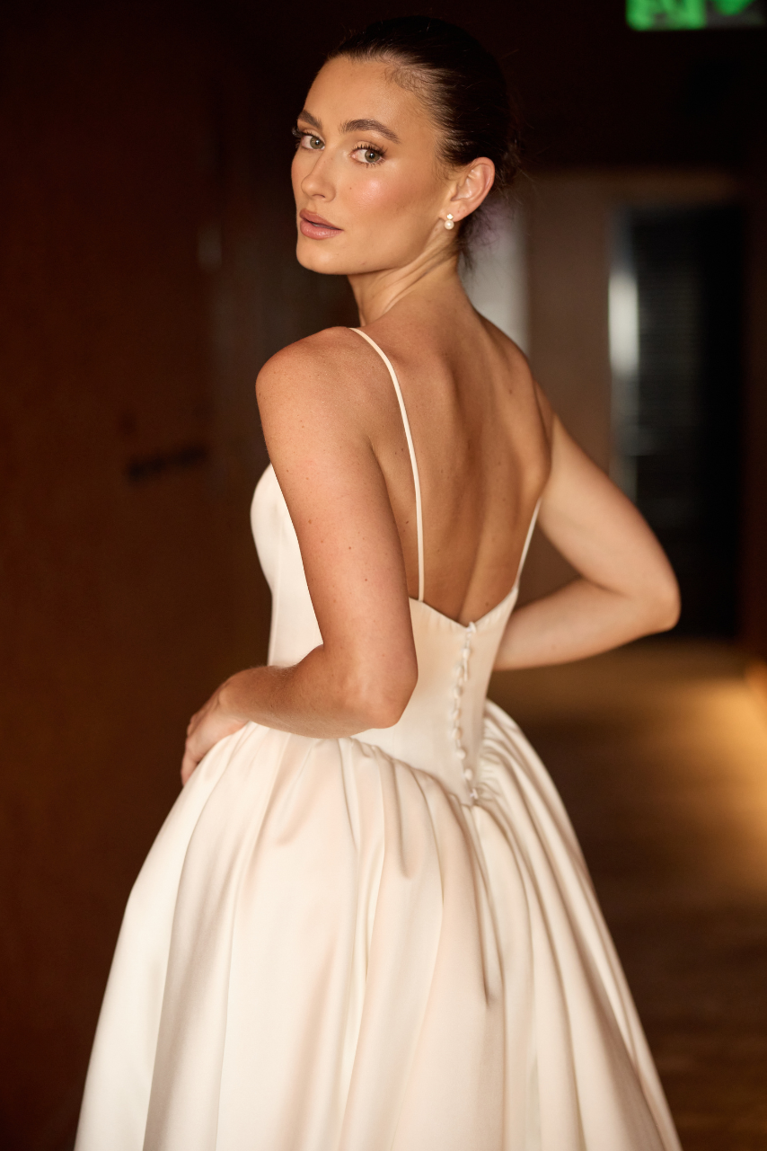 LAKE // READY TO WEAR