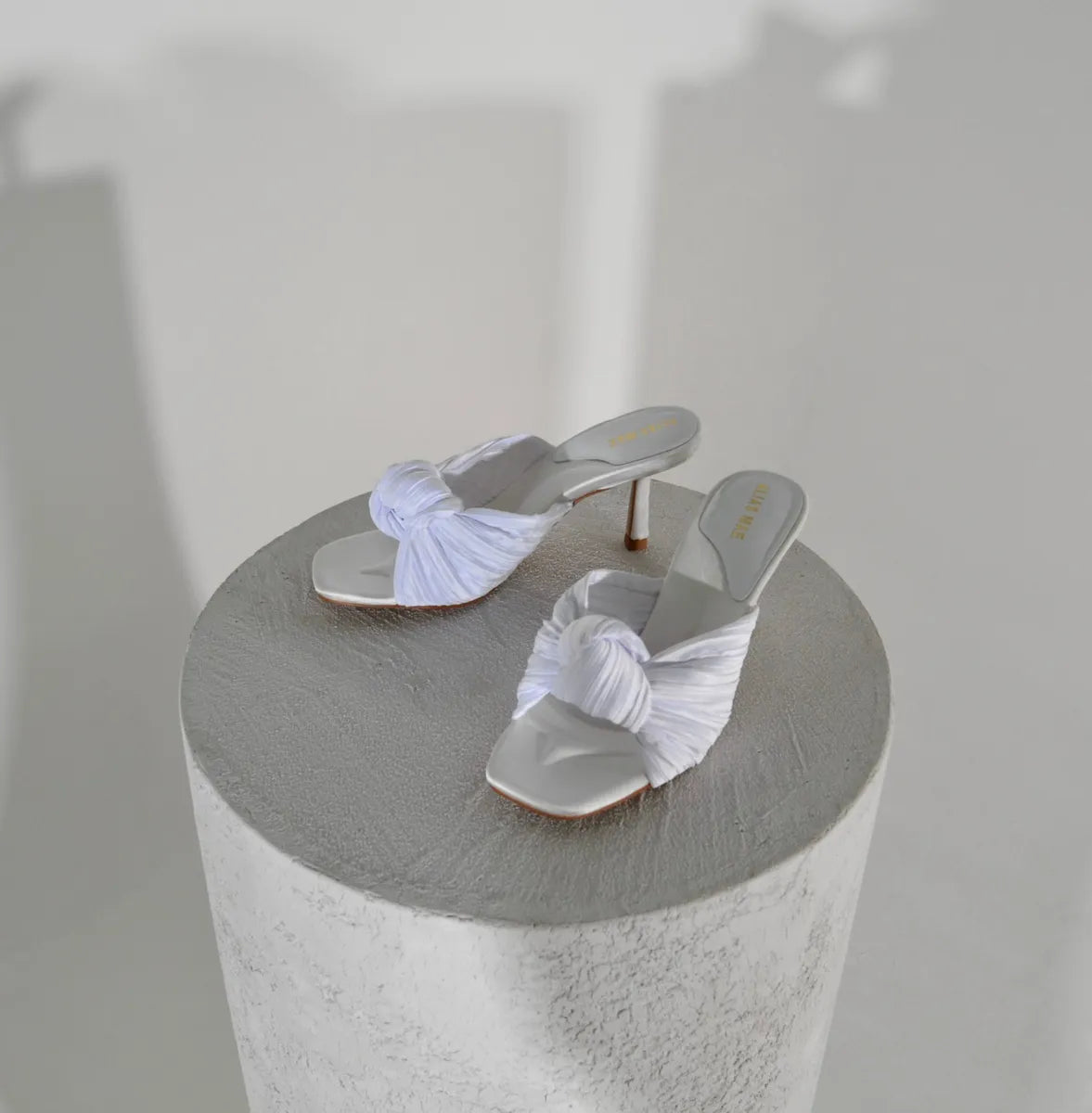 ULTIMATE GUIDE TO SHOES!