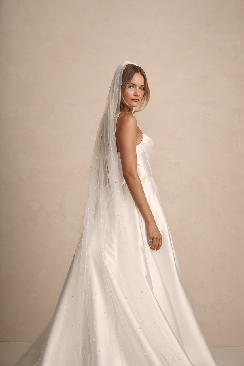 PEARL VEIL